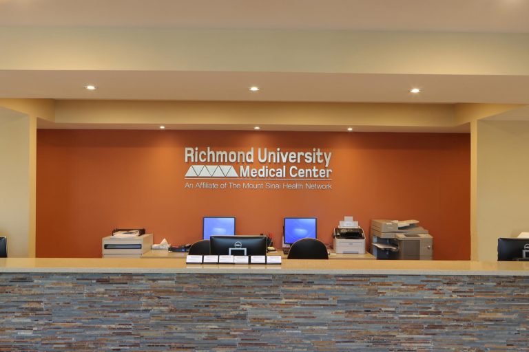 Primary Care Walk-In Reception Desk on Hylan Boulevard